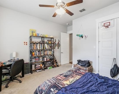 525 Hearth Terrace - Photo Thumbnail 22