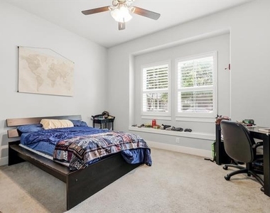 525 Hearth Terrace - Photo Thumbnail 21