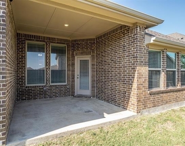 529 Overton Avenue - Photo Thumbnail 27