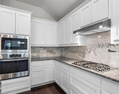 529 Overton Avenue - Photo Thumbnail 11