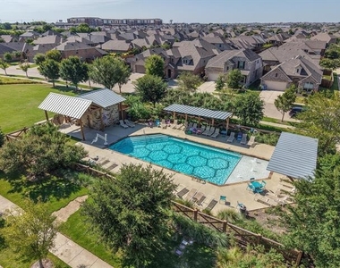 529 Overton Avenue - Photo Thumbnail 33
