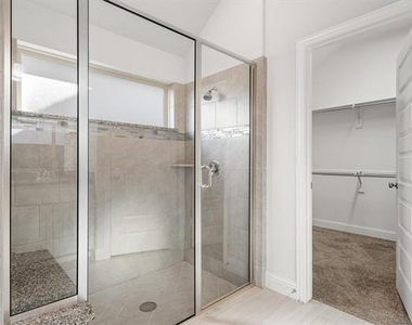 529 Overton Avenue - Photo Thumbnail 18