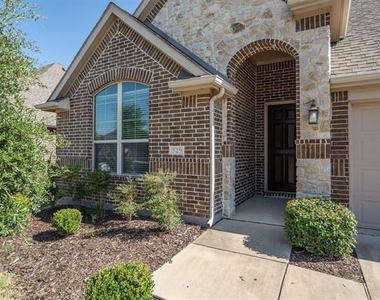 529 Overton Avenue - Photo Thumbnail 1