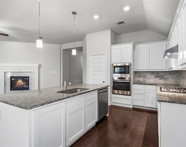 529 Overton Avenue - Photo Thumbnail 10