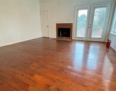 9811 Walnut Street - Photo Thumbnail 1