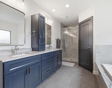 4549 Fremont Lane - Photo Thumbnail 18