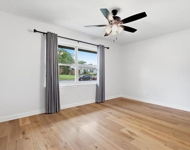 4549 Fremont Lane - Photo Thumbnail 23
