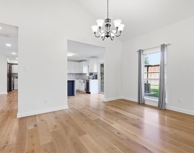 4549 Fremont Lane - Photo Thumbnail 10