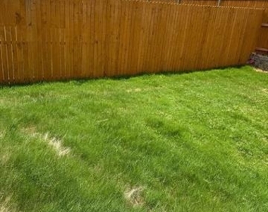 6410 Glade Street - Photo Thumbnail 7