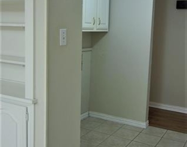 2619 Creekview Drive - Photo Thumbnail 18