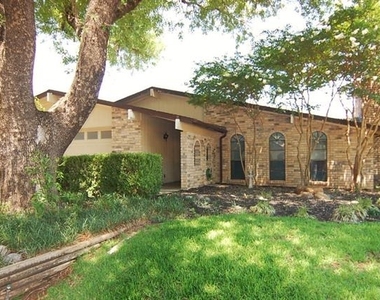 2619 Creekview Drive - Photo Thumbnail 28