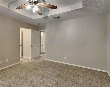 6437 High Lawn Terrace - Photo Thumbnail 7