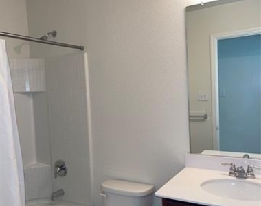 138 Waxberry Drive - Photo Thumbnail 15