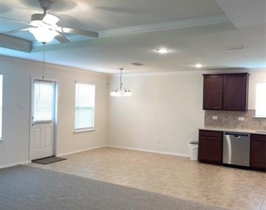 138 Waxberry Drive - Photo Thumbnail 5