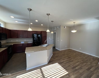 123 N Washington Street - Photo Thumbnail 1