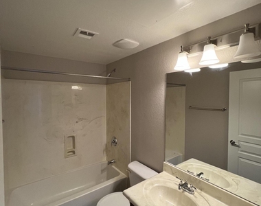 123 N Washington Street - Photo Thumbnail 13