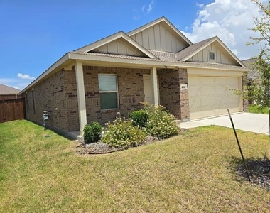 2821 Ozark Circle - Photo Thumbnail 1