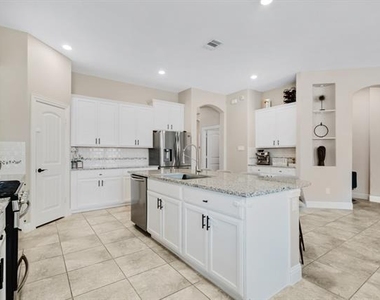 3913 Moorcroft Road - Photo Thumbnail 4