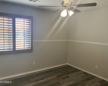 29619 N 126th Avenue - Photo Thumbnail 25