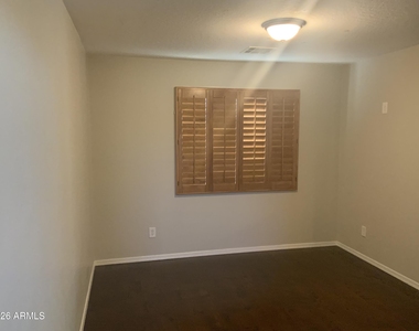 29619 N 126th Avenue - Photo Thumbnail 18
