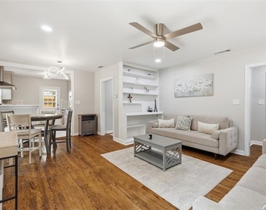 4308 Donnelly Avenue - Photo Thumbnail 10