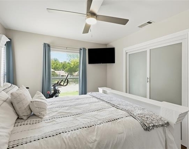 4308 Donnelly Avenue - Photo Thumbnail 21