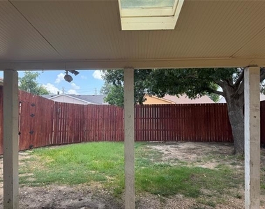 5608 Terry Street - Photo Thumbnail 16
