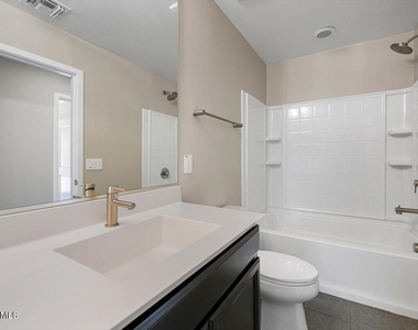 1250 N Abbey Lane - Photo Thumbnail 29