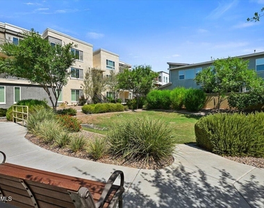 1250 N Abbey Lane - Photo Thumbnail 6