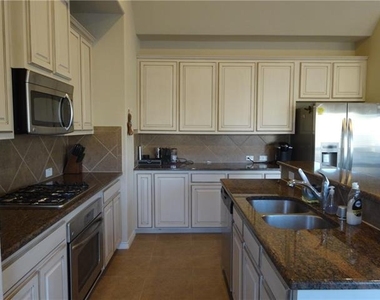 9400 Deerhurst Place - Photo Thumbnail 4