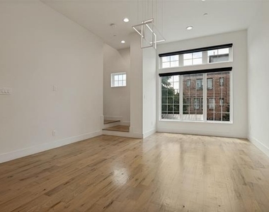 1910 Caddo Street - Photo Thumbnail 10