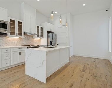 1910 Caddo Street - Photo Thumbnail 13