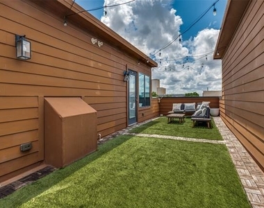 1910 Caddo Street - Photo Thumbnail 23