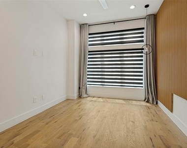 1910 Caddo Street - Photo Thumbnail 18