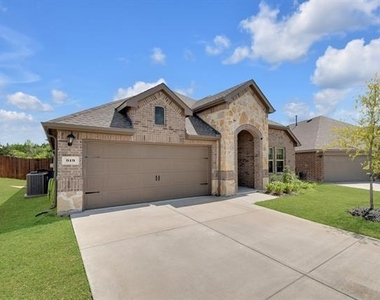 919 Gentle Rain Drive - Photo Thumbnail 15