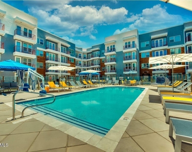 3601 N Central Avenue - Photo Thumbnail 2
