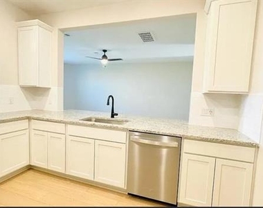 1323 Windermere Way - Photo Thumbnail 2