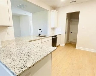 1323 Windermere Way - Photo Thumbnail 5