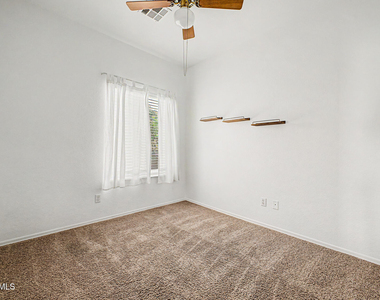 32 N Eaton Place - Photo Thumbnail 9