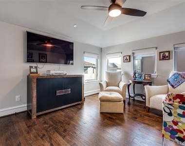 4518 Normandy Avenue - Photo Thumbnail 20