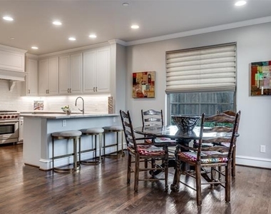 4518 Normandy Avenue - Photo Thumbnail 5