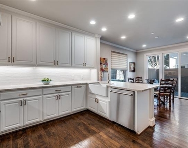 4518 Normandy Avenue - Photo Thumbnail 10
