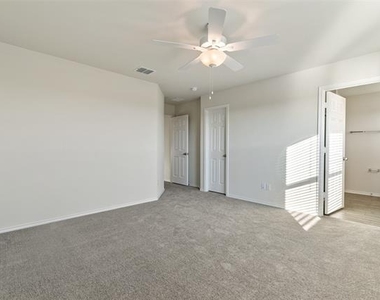 4509 Greenham Lane - Photo Thumbnail 12