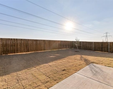 4509 Greenham Lane - Photo Thumbnail 24