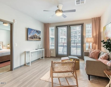 3601 N Central Avenue - Photo Thumbnail 2