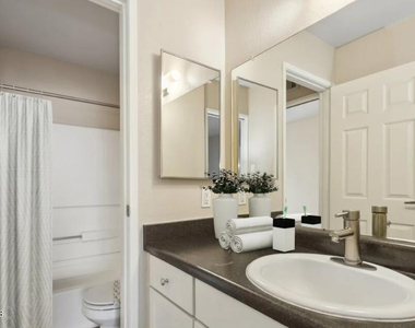 1820 E Bell De Mar Drive - Photo Thumbnail 1