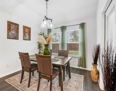 3313 Waldrop Drive - Photo Thumbnail 6