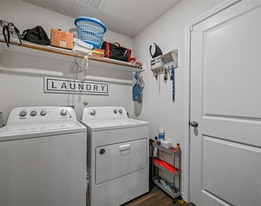 3313 Waldrop Drive - Photo Thumbnail 15