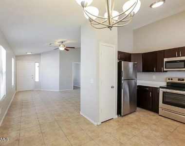 6309 W Nez Perce Street - Photo Thumbnail 2