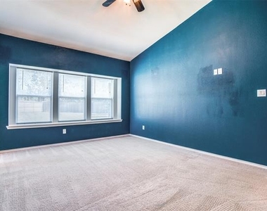 7404 Ryan Court - Photo Thumbnail 14